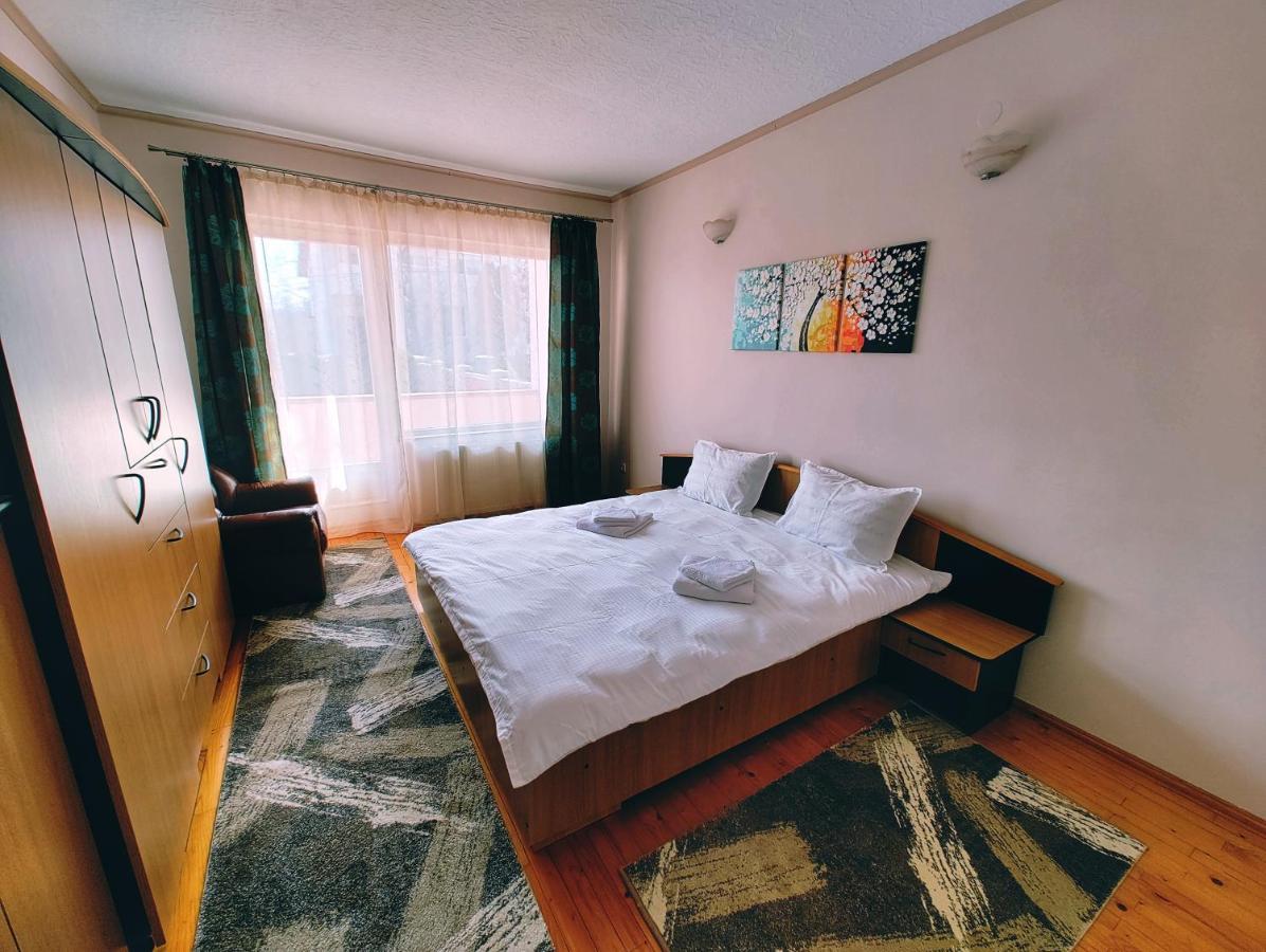 Ten'S Apartment - Spatios Si Linistit Cluj-Napoca Exterior foto